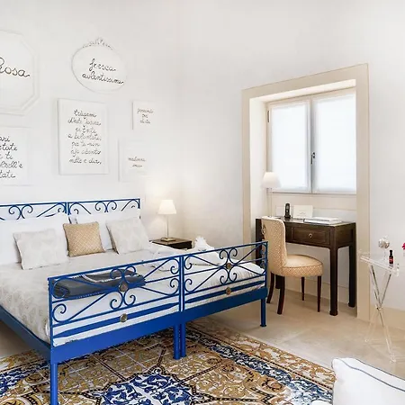 Donna Coraly Country Boutique 2*