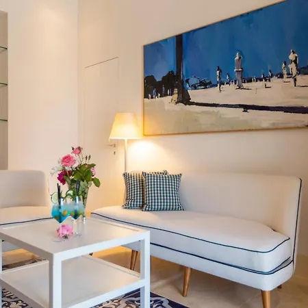 Donna Coraly Country Boutique 2*