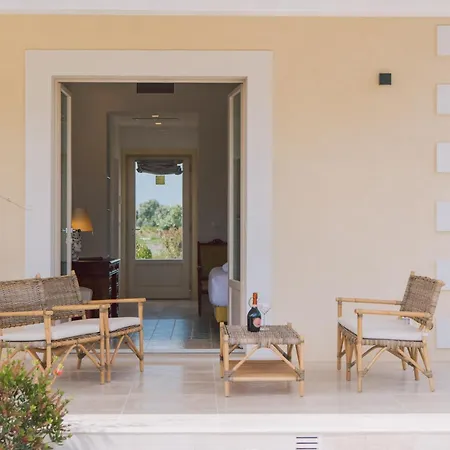 Donna Coraly Country Boutique アレネッラ