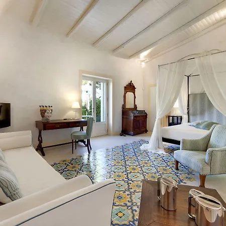 Donna Coraly Country Boutique リゾート