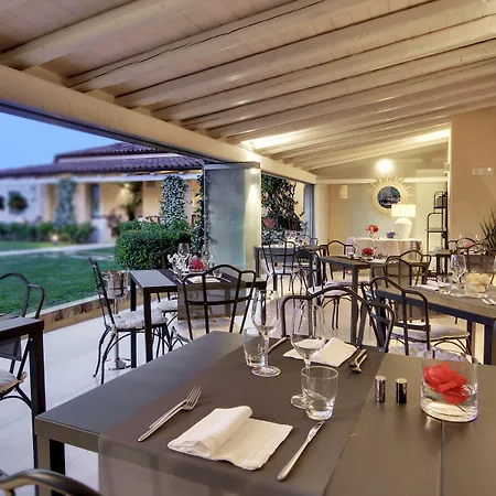 Donna Coraly Country Boutique 2* アレネッラ