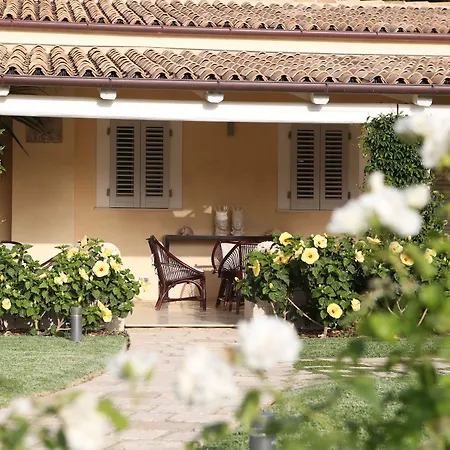 Donna Coraly Country Boutique