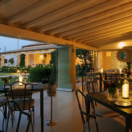 Donna Coraly Country Boutique 2*