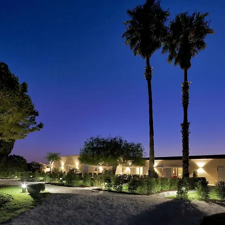 Donna Coraly Country Boutique Resort