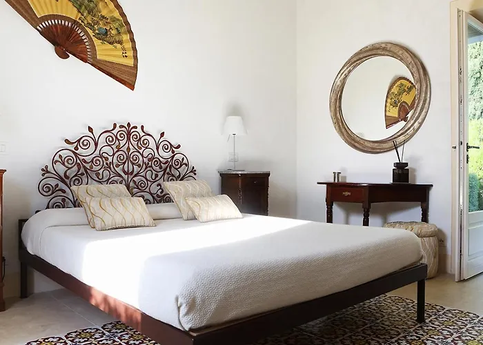 Donna Coraly Country Boutique 2*