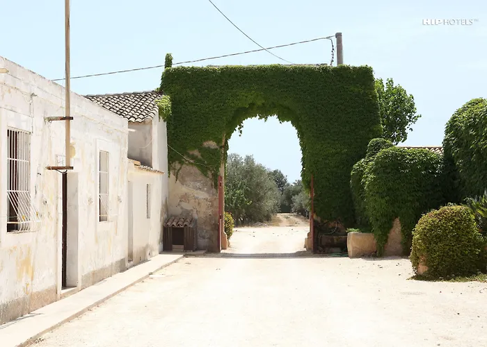 Donna Coraly Country Boutique منتجع