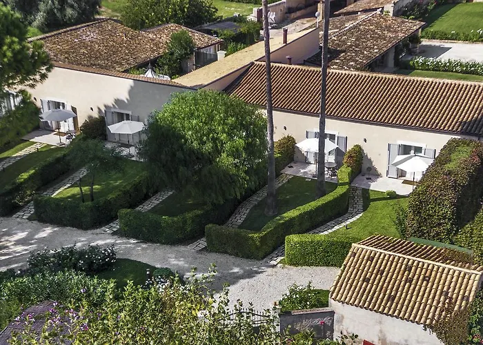 Donna Coraly Country Boutique منتجع